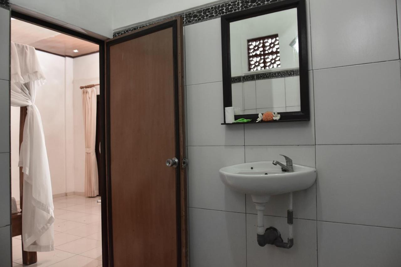 Warung Ombak Homestay Amed Exteriör bild